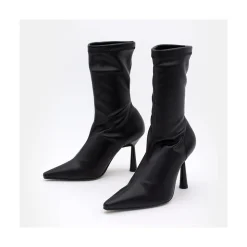 Lori - Botin Elastico Con Tacon Alto Y Punta Fina