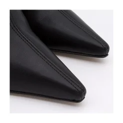 Lori - Botin Elastico Con Tacon Alto Y Punta Fina