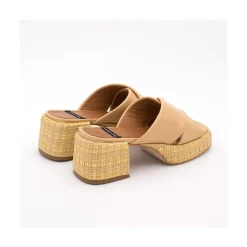 Muses - Mule De Piel Con Pala Cruzada Con Tacon Ancho Y Plataforma De Rafia