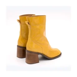 Nathalia - Botin De Piel Brillante Fabricado Por Piezas