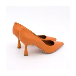 Vega - Estileto De Piel Con Tacon De Diseno