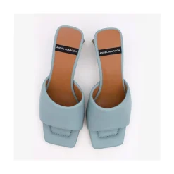 Veruca - Mule Acolchado Con Tacon De Diseno Moderno